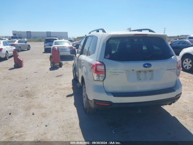 Photo 2 VIN: JF2SJAWC0HH806688 - SUBARU FORESTER 