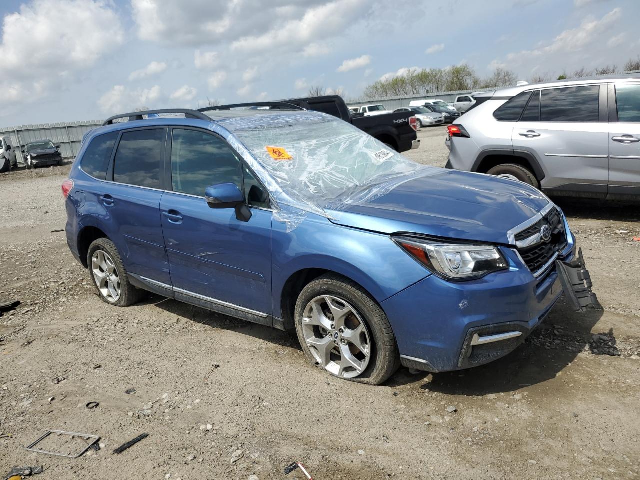 Photo 3 VIN: JF2SJAWC0JH436137 - SUBARU FORESTER 