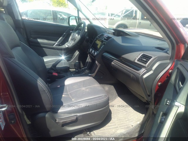 Photo 4 VIN: JF2SJAWC2HH438773 - SUBARU FORESTER 