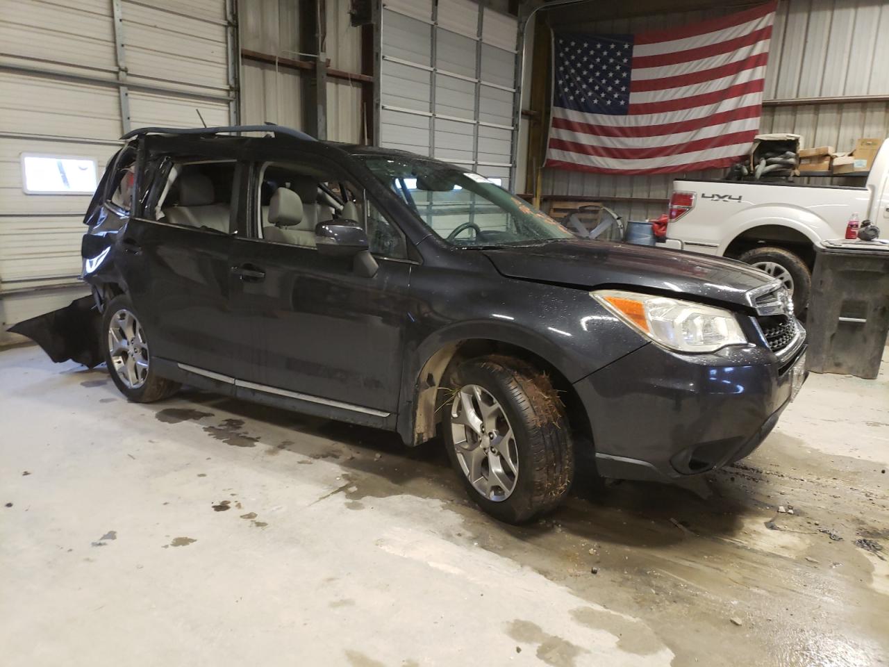 Photo 3 VIN: JF2SJAWC3FH829198 - SUBARU FORESTER 