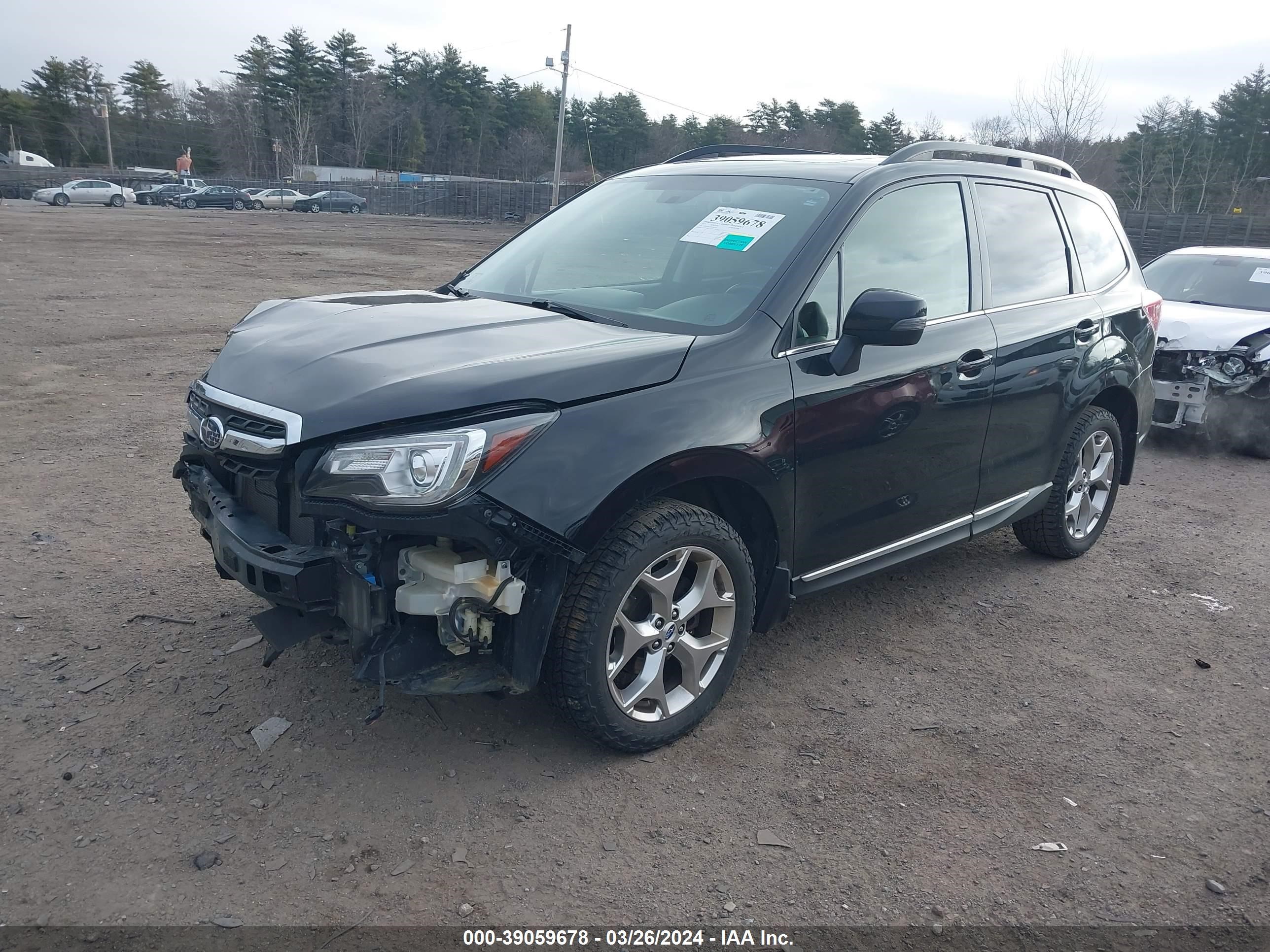 Photo 1 VIN: JF2SJAWC3HH562373 - SUBARU FORESTER 