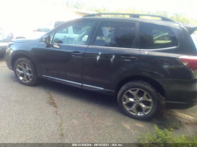 Photo 2 VIN: JF2SJAWC5HH538849 - SUBARU FORESTER 