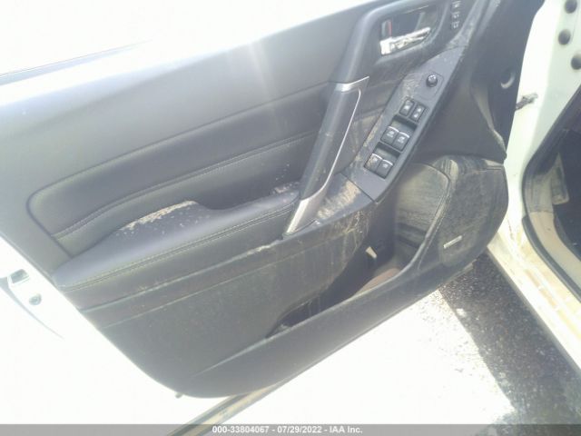 Photo 5 VIN: JF2SJAWC5JH462491 - SUBARU FORESTER 