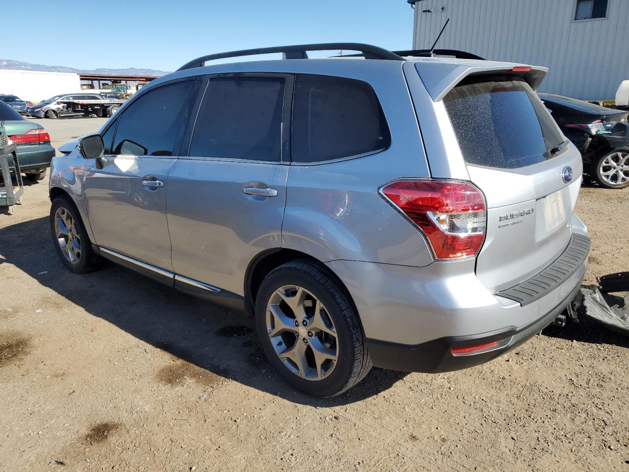 Photo 1 VIN: JF2SJAWC6FH534208 - SUBARU FORESTER 