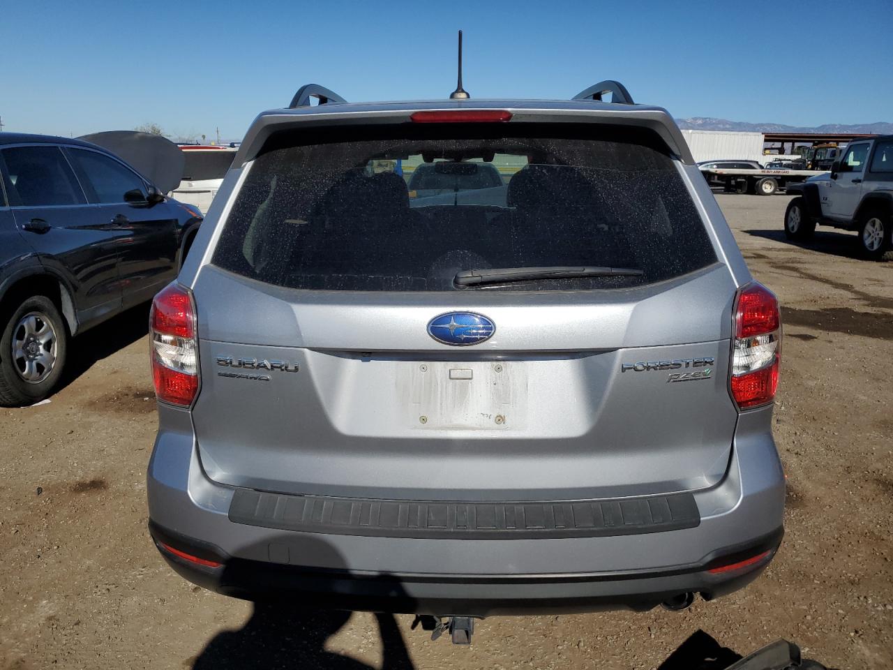 Photo 5 VIN: JF2SJAWC6FH534208 - SUBARU FORESTER 