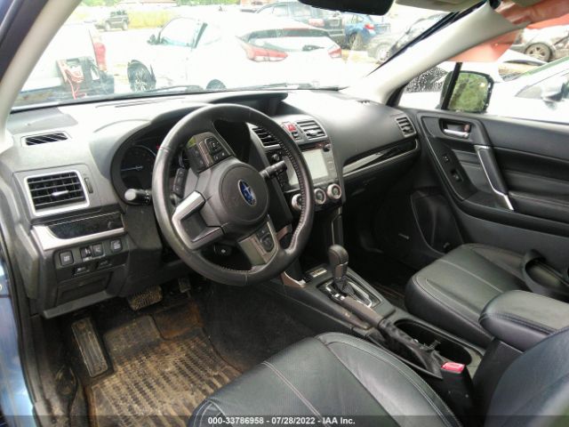 Photo 4 VIN: JF2SJAWC6HH427159 - SUBARU FORESTER 