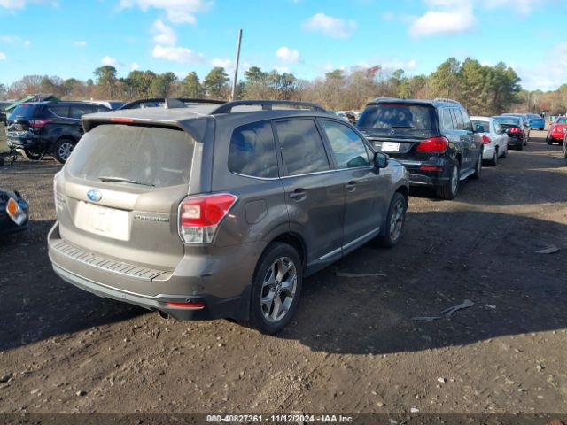 Photo 3 VIN: JF2SJAWC6JH440886 - SUBARU FORESTER 