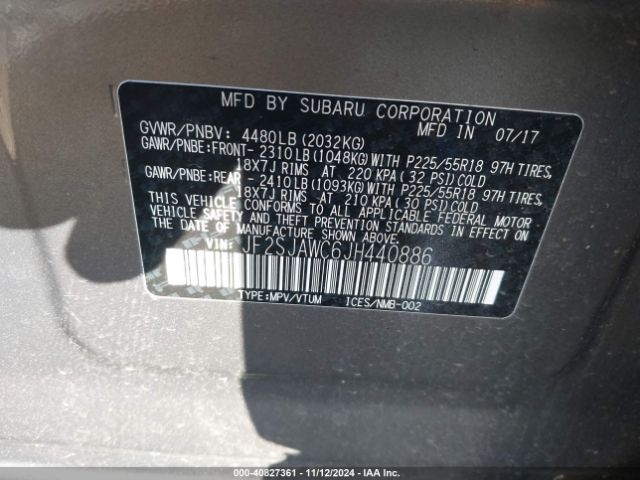 Photo 8 VIN: JF2SJAWC6JH440886 - SUBARU FORESTER 