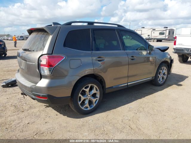 Photo 3 VIN: JF2SJAWC8JH449718 - SUBARU FORESTER 