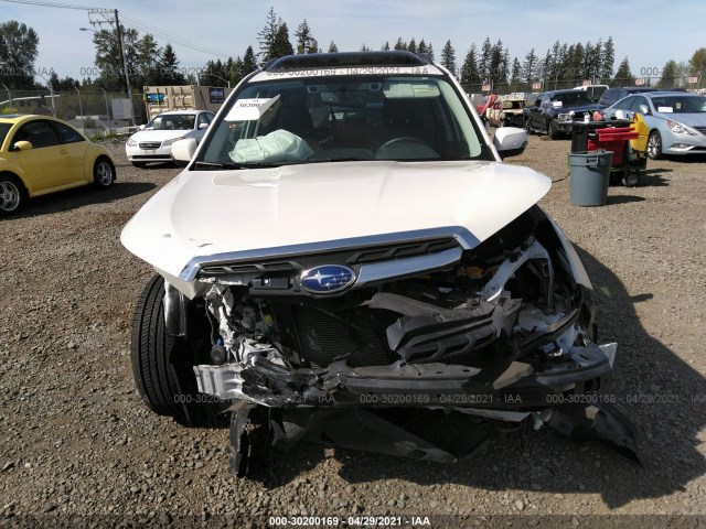 Photo 5 VIN: JF2SJAWC9JH551562 - SUBARU FORESTER 