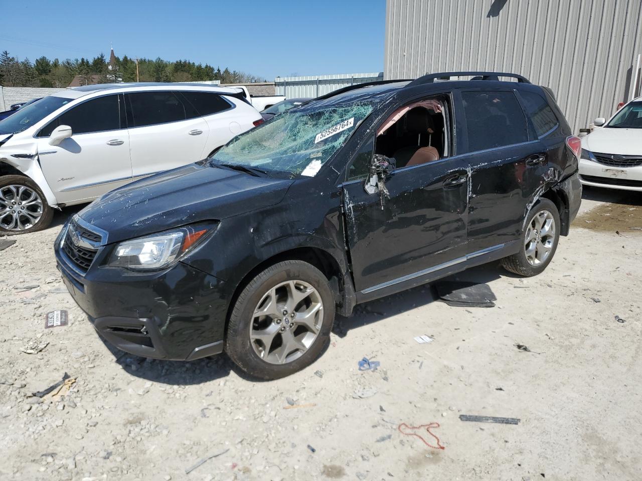 Photo 0 VIN: JF2SJAWCXJH571352 - SUBARU FORESTER 