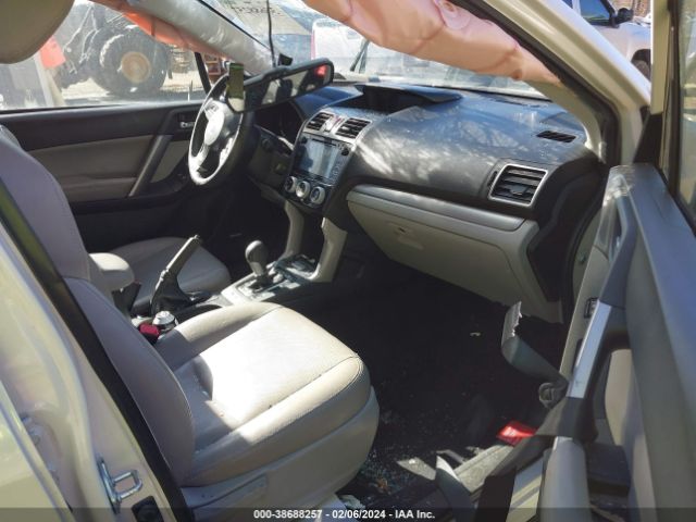 Photo 4 VIN: JF2SJAXC6GH407975 - SUBARU FORESTER 