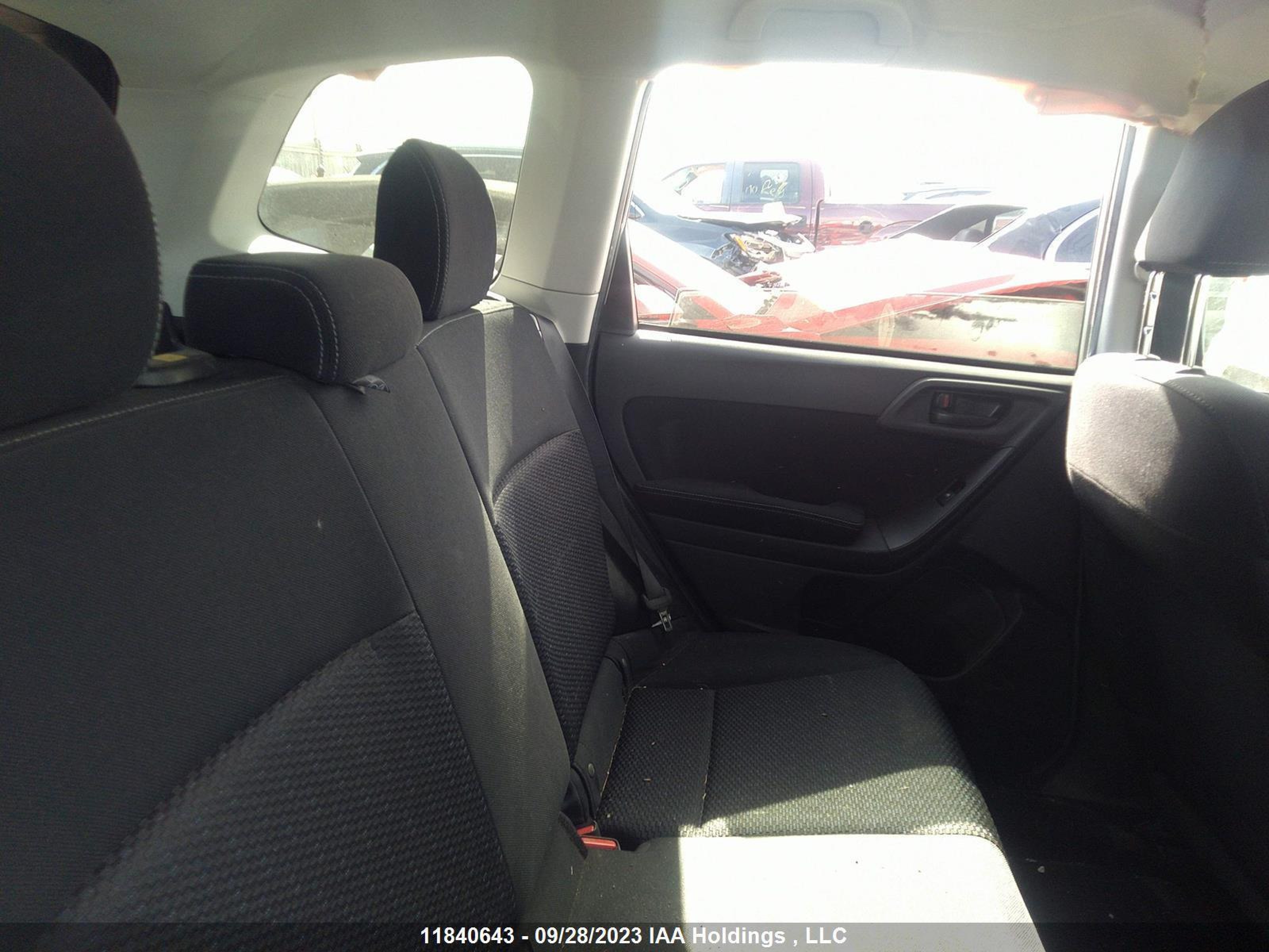 Photo 7 VIN: JF2SJCBCXFG407923 - SUBARU FORESTER 