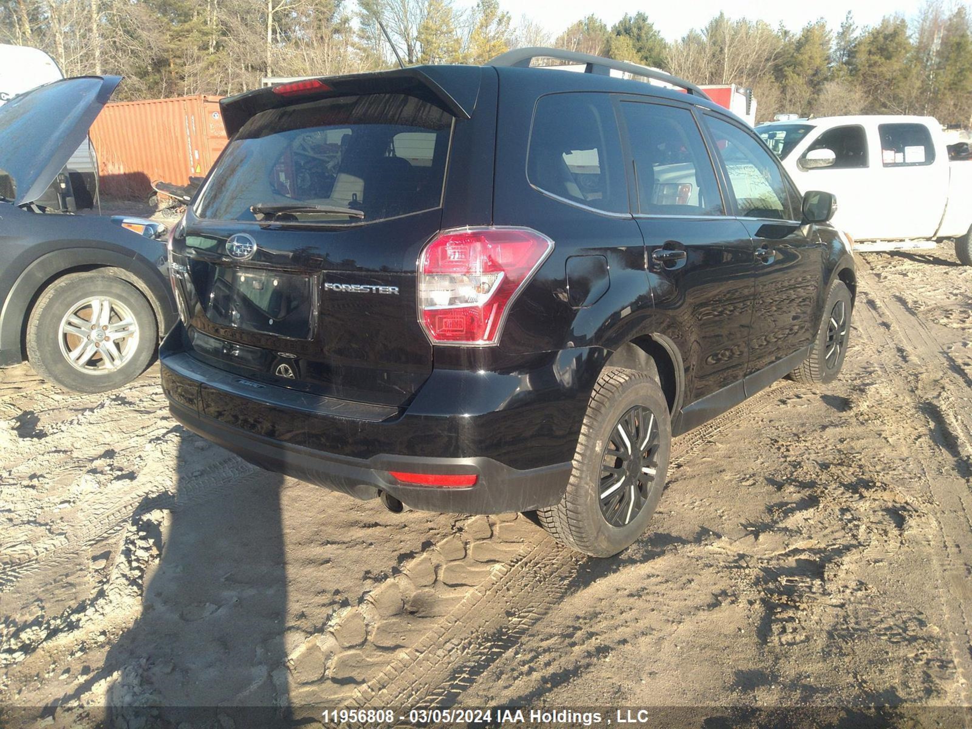 Photo 3 VIN: JF2SJCTC3FH838094 - SUBARU FORESTER 