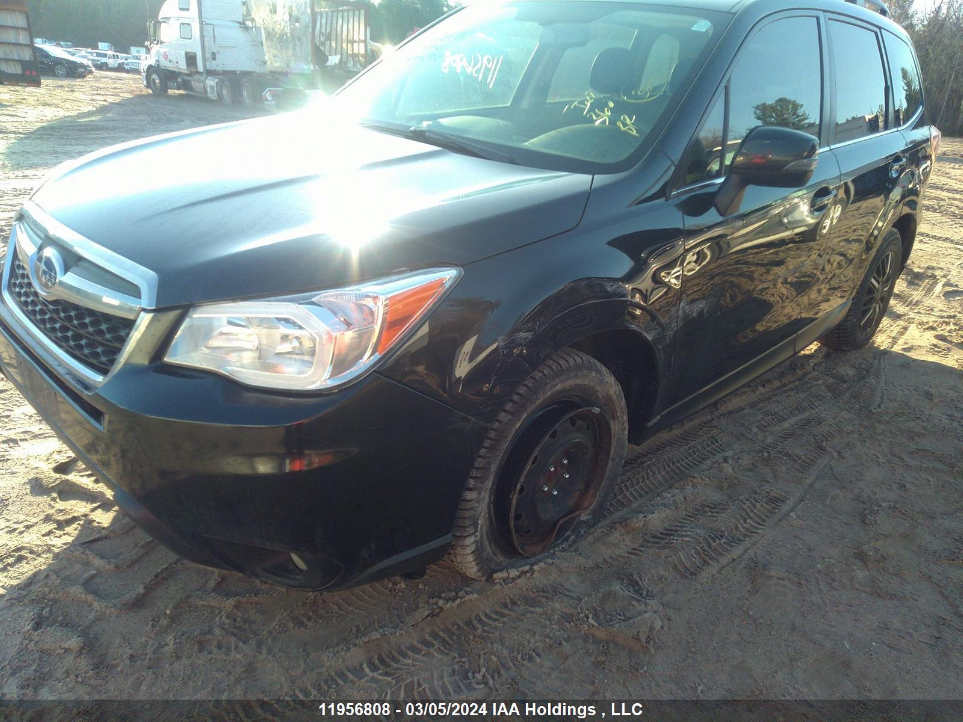 Photo 5 VIN: JF2SJCTC3FH838094 - SUBARU FORESTER 