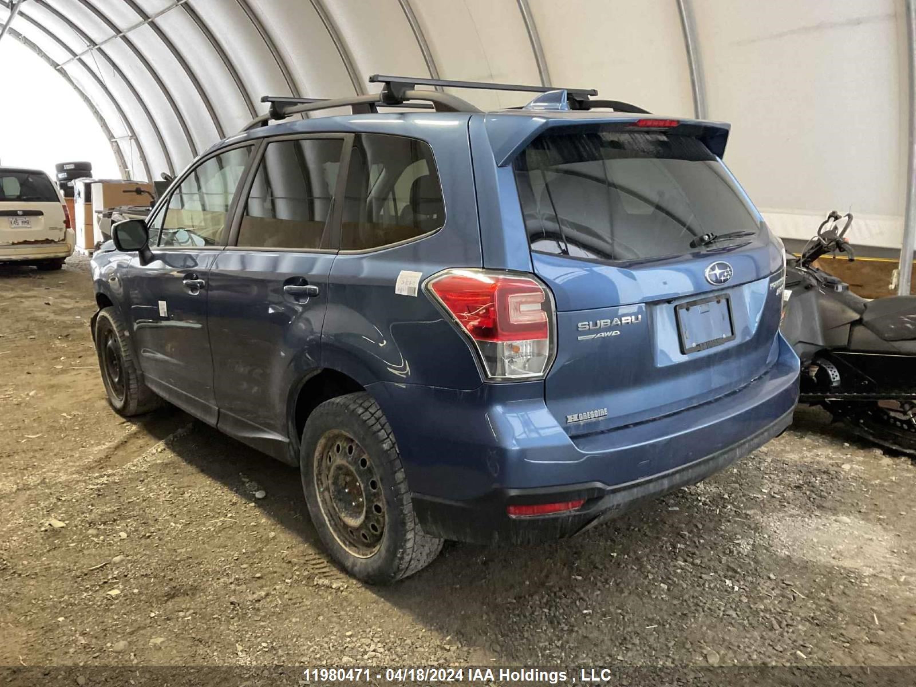 Photo 3 VIN: JF2SJEDC5HH412954 - SUBARU FORESTER 