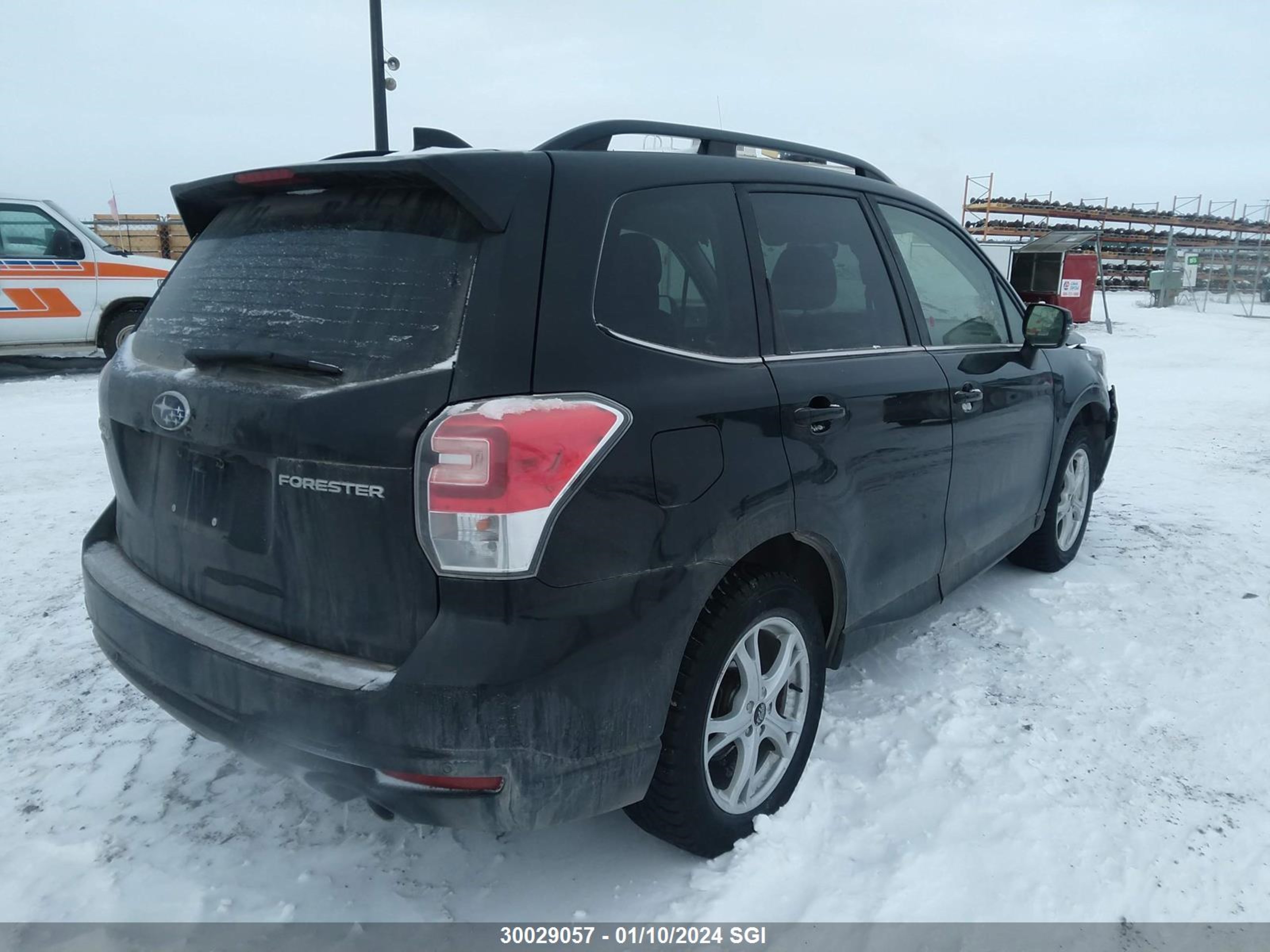 Photo 3 VIN: JF2SJEWC0JH406899 - SUBARU FORESTER 