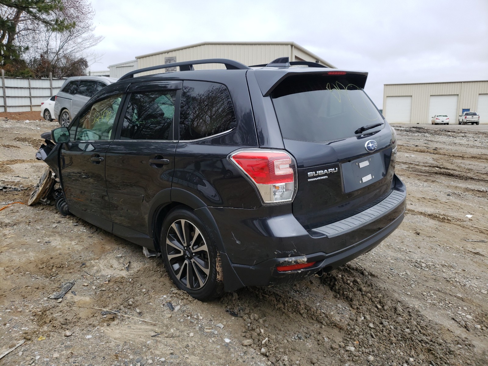 Photo 2 VIN: JF2SJGEC3JH462560 - SUBARU FORESTER 2 