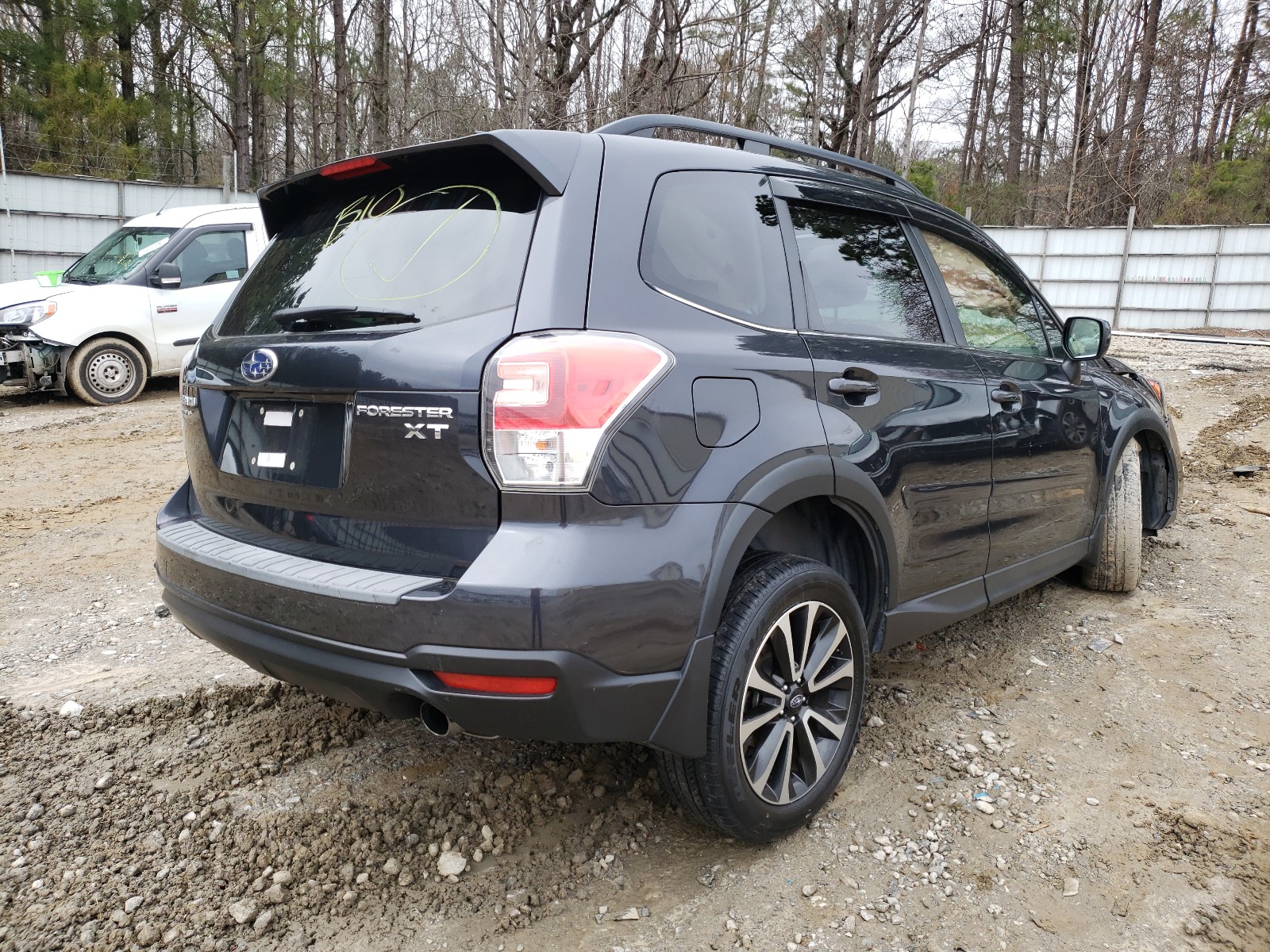 Photo 3 VIN: JF2SJGEC3JH462560 - SUBARU FORESTER 2 