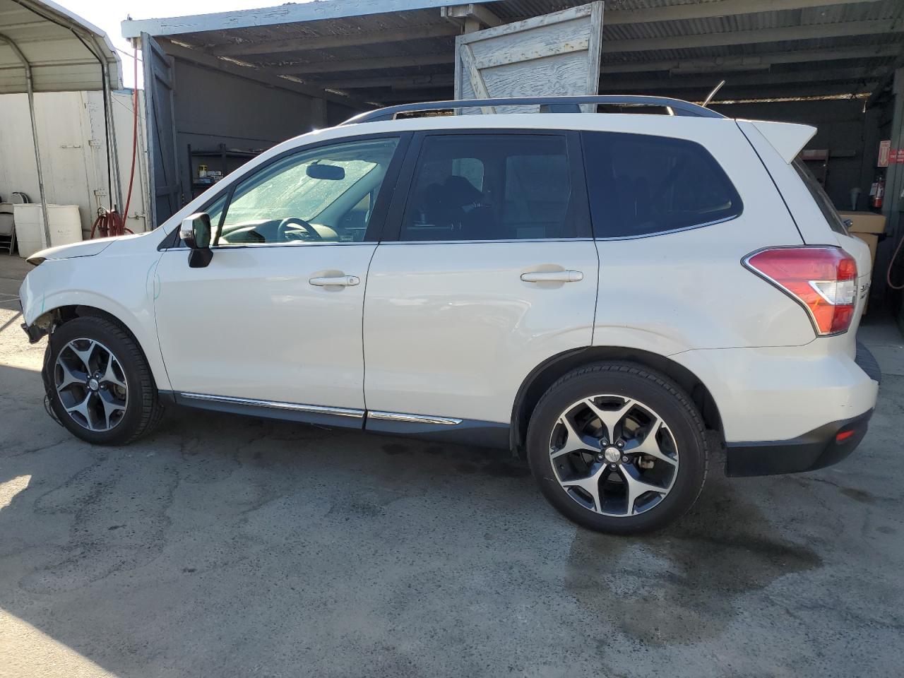 Photo 1 VIN: JF2SJGUC2FH449923 - SUBARU FORESTER 