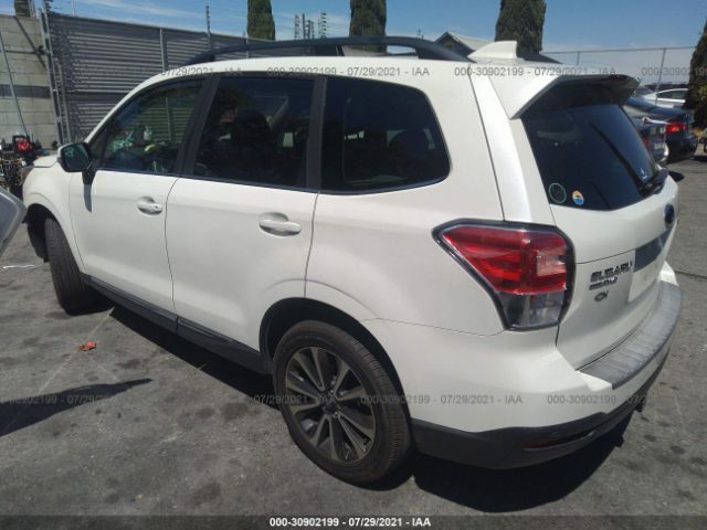 Photo 2 VIN: JF2SJGWC0HH812638 - SUBARU FORESTER 