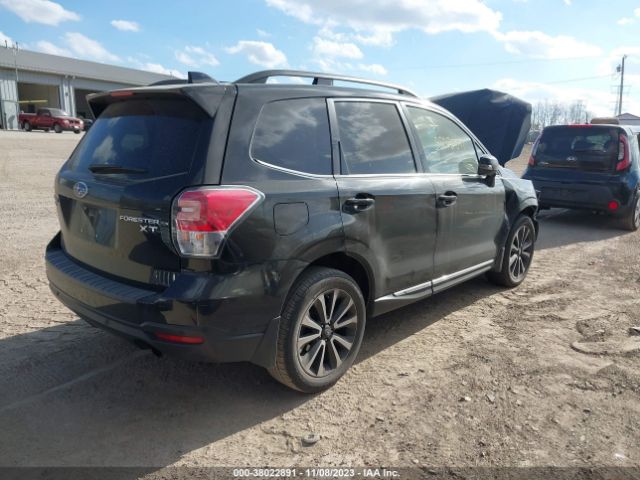 Photo 3 VIN: JF2SJGWC6JH599880 - SUBARU FORESTER 