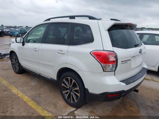 Photo 2 VIN: JF2SJGWC9JH467437 - SUBARU FORESTER 