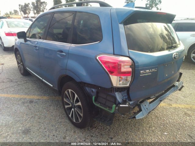 Photo 2 VIN: JF2SJGWCXHH585751 - SUBARU FORESTER 