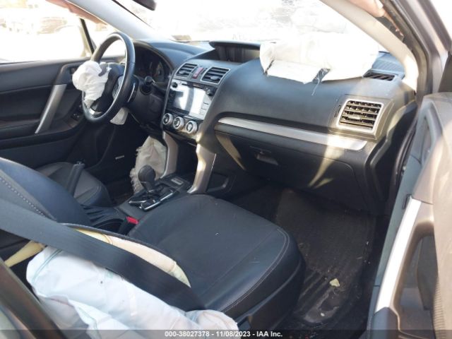 Photo 4 VIN: JF2SJGXCXGH409120 - SUBARU FORESTER 