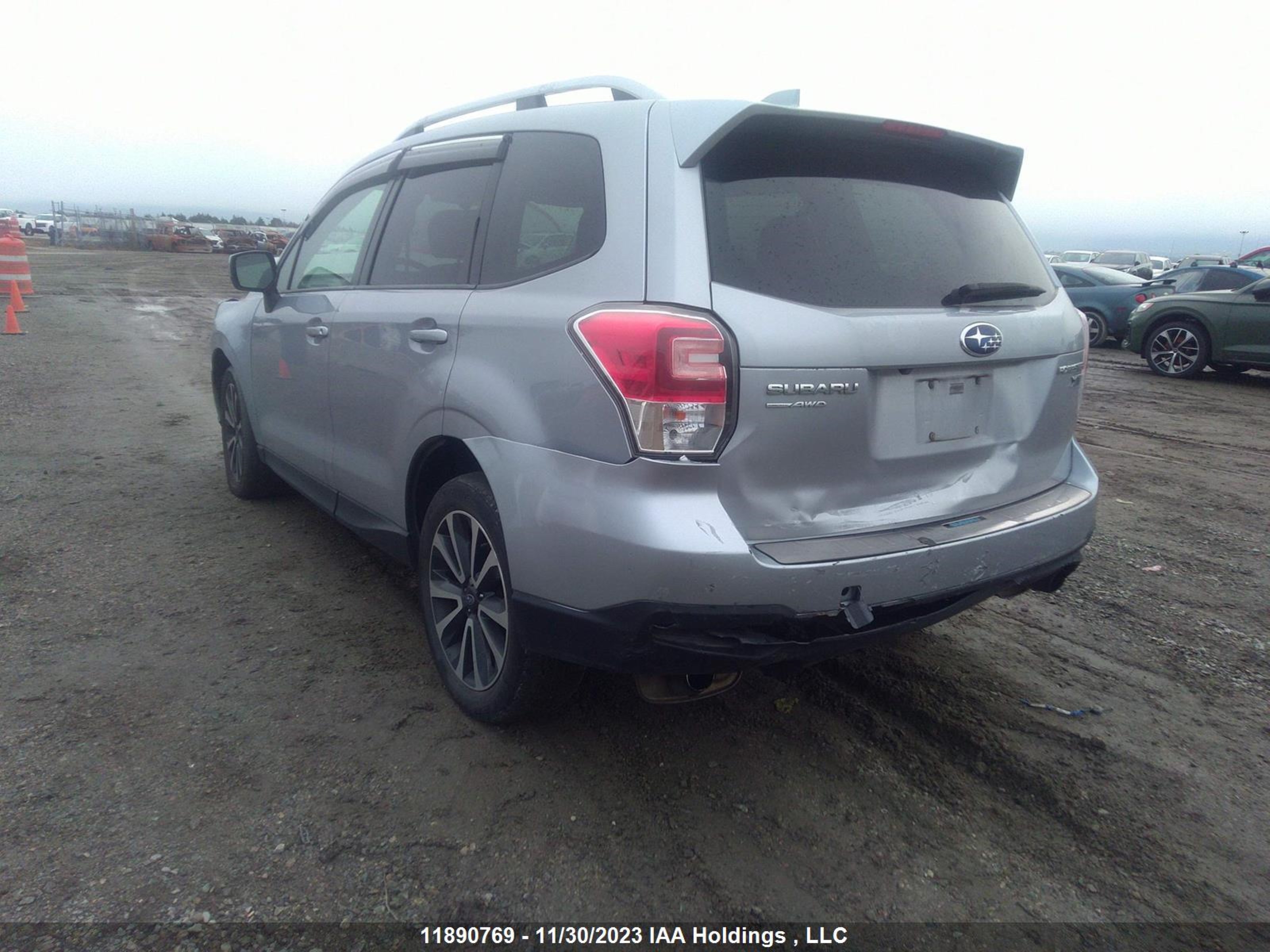 Photo 2 VIN: JF2SJHDC5HH558451 - SUBARU FORESTER 