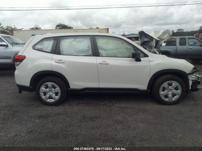 Photo 13 VIN: JF2SKAAC0NH403018 - SUBARU FORESTER 