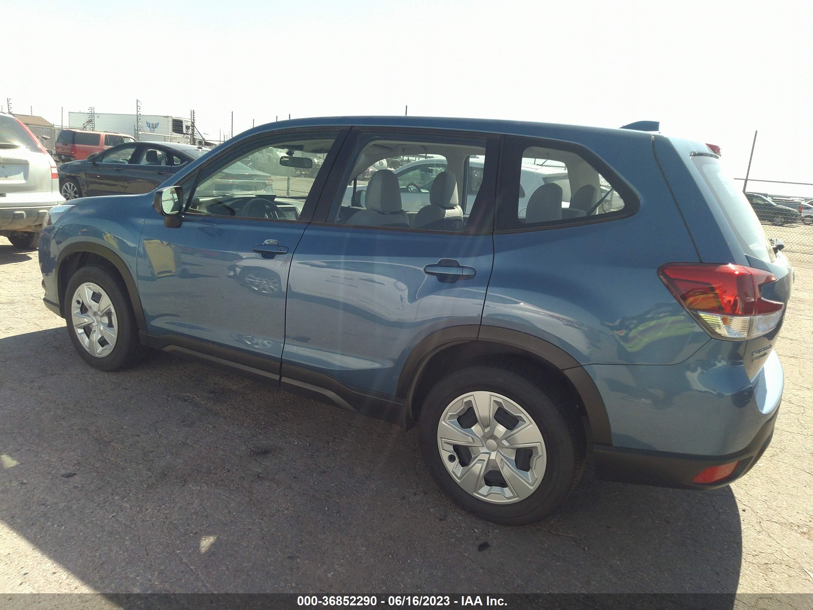 Photo 12 VIN: JF2SKAAC5NH463201 - SUBARU FORESTER 