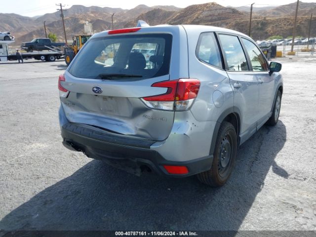 Photo 3 VIN: JF2SKAAC7KH578832 - SUBARU FORESTER 