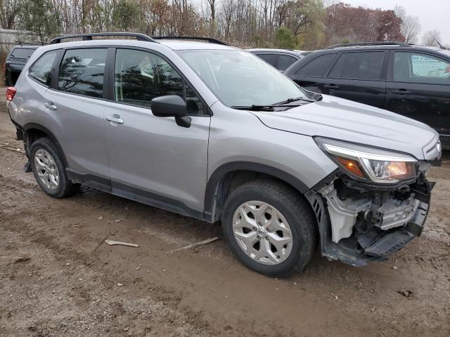 Photo 3 VIN: JF2SKACC0KH456942 - SUBARU FORESTER 