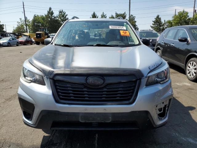 Photo 4 VIN: JF2SKACC2KH436529 - SUBARU FORESTER 