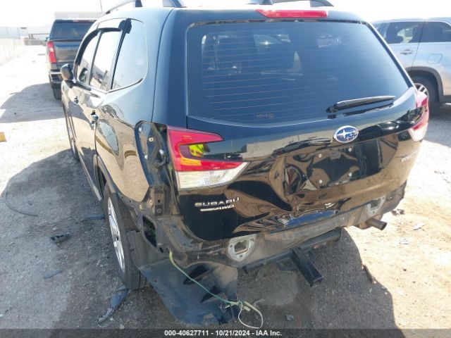 Photo 5 VIN: JF2SKACC2KH536713 - SUBARU FORESTER 