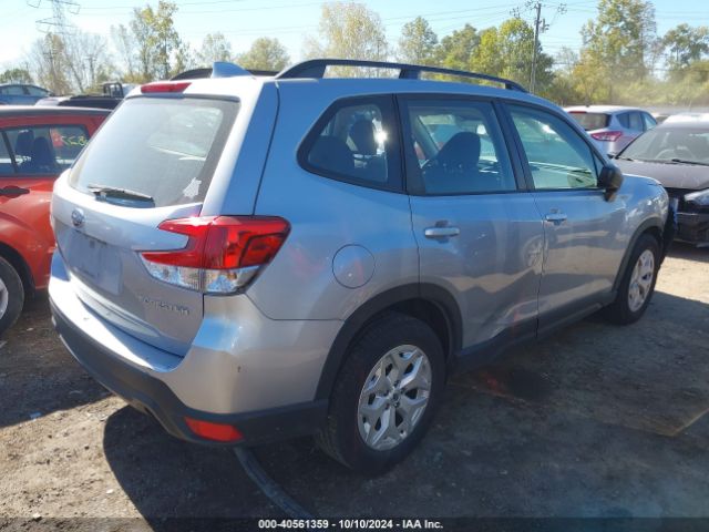 Photo 3 VIN: JF2SKACC3KH547994 - SUBARU FORESTER 