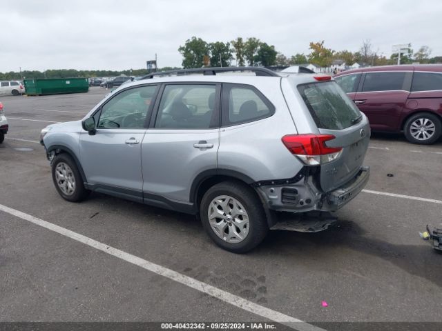 Photo 2 VIN: JF2SKACC6KH418745 - SUBARU FORESTER 