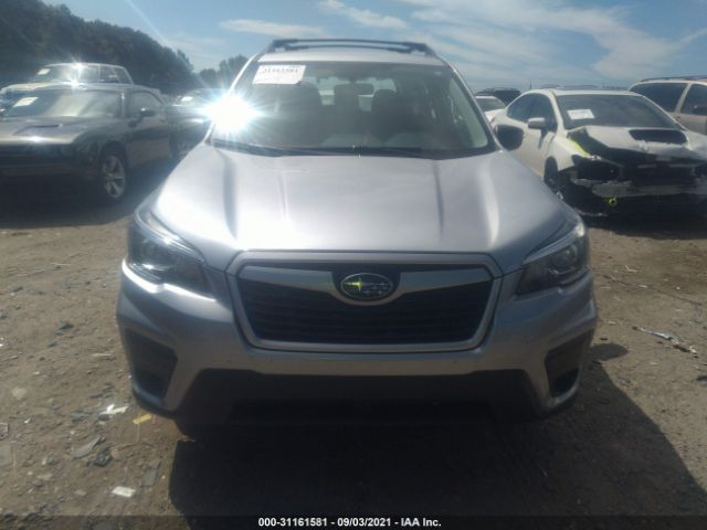 Photo 5 VIN: JF2SKACC7KH554947 - SUBARU FORESTER 