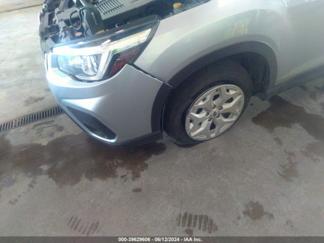 Photo 5 VIN: JF2SKACC8KH405351 - SUBARU FORESTER 