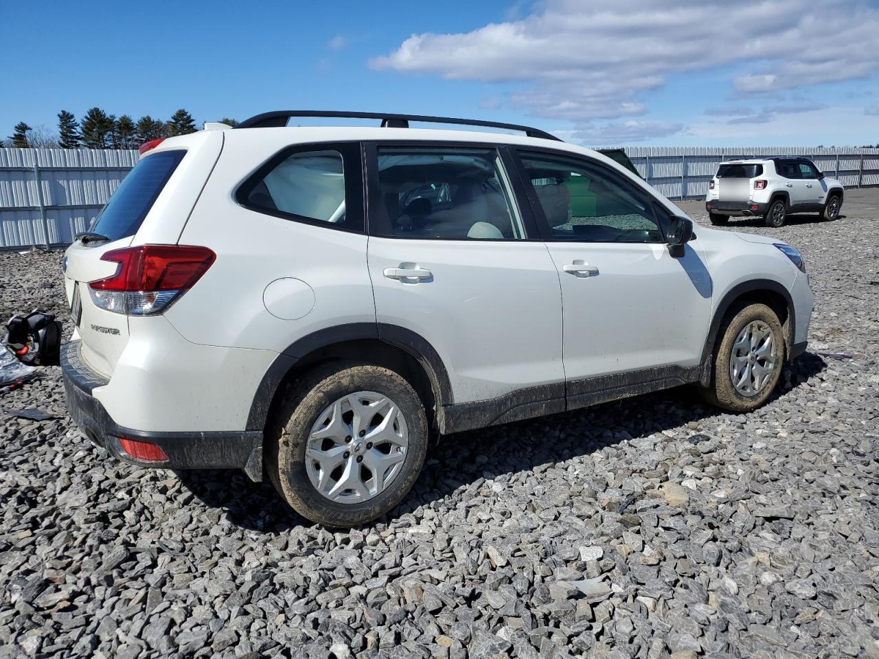 Photo 2 VIN: JF2SKADC0LH576384 - SUBARU FORESTER 