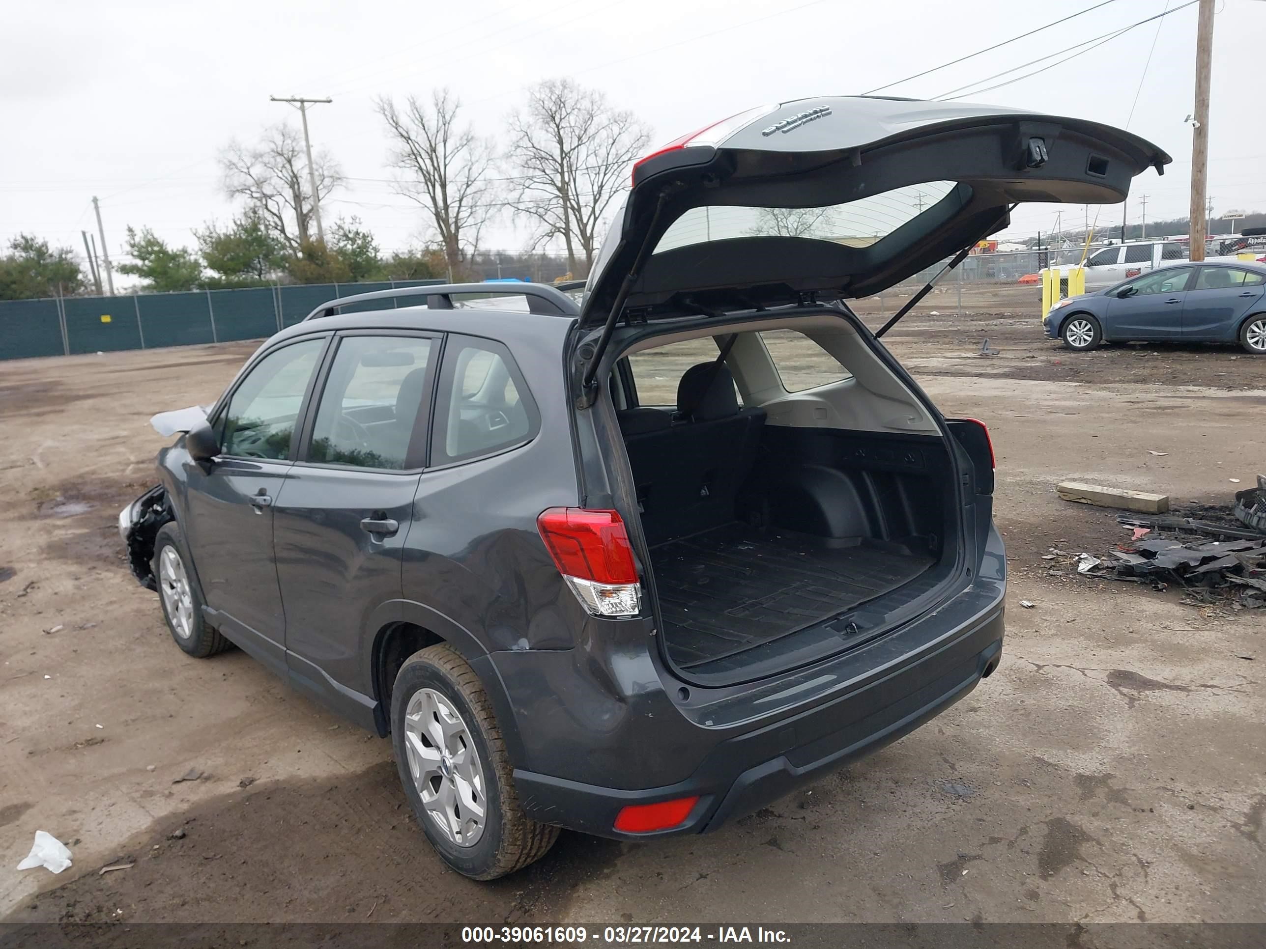 Photo 2 VIN: JF2SKADC2LH443786 - SUBARU FORESTER 