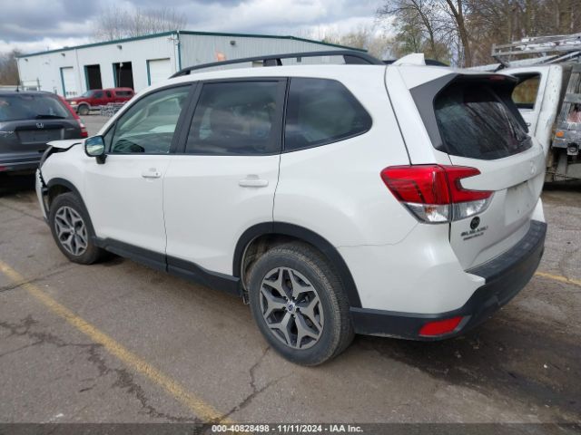 Photo 2 VIN: JF2SKAEC0KH409732 - SUBARU FORESTER 