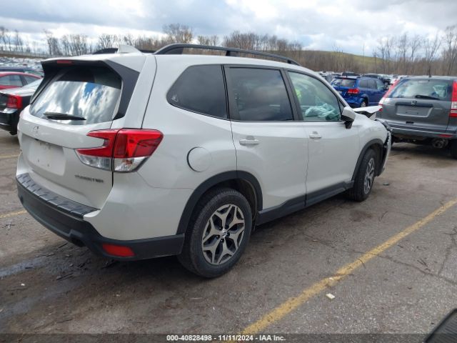 Photo 3 VIN: JF2SKAEC0KH409732 - SUBARU FORESTER 