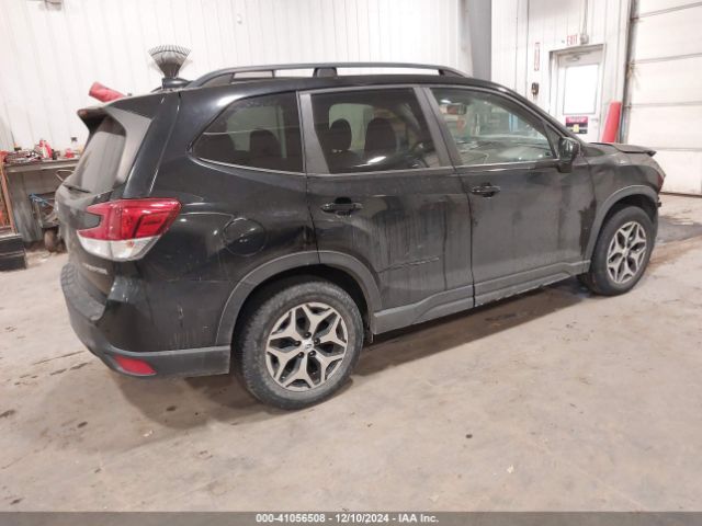 Photo 3 VIN: JF2SKAEC2KH471181 - SUBARU FORESTER 