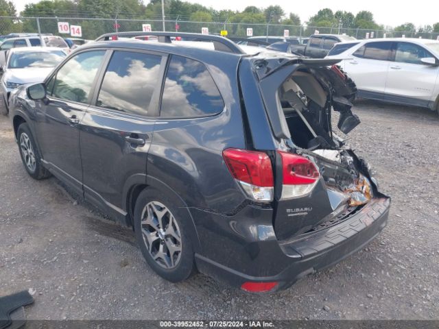 Photo 2 VIN: JF2SKAEC3KH537608 - SUBARU FORESTER 