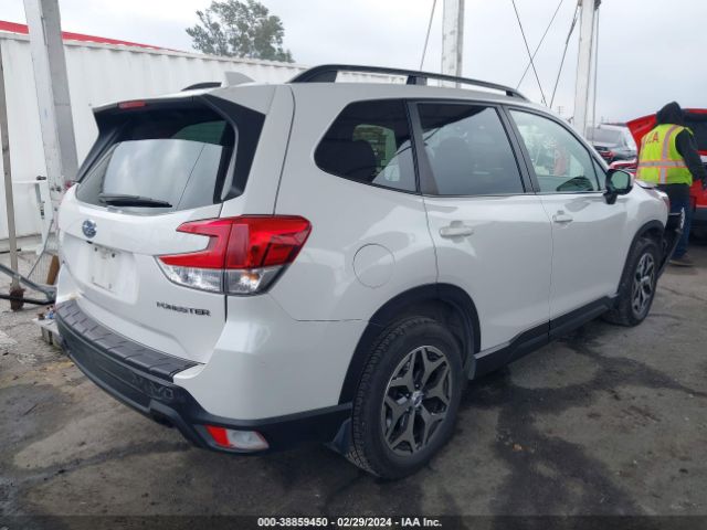 Photo 3 VIN: JF2SKAFC7MH471033 - SUBARU FORESTER 