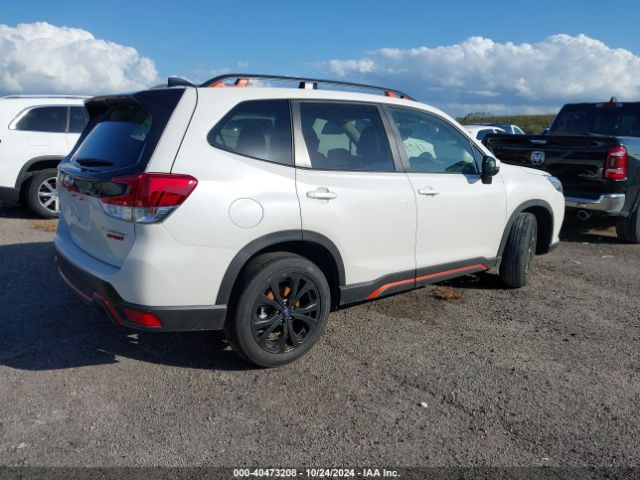 Photo 3 VIN: JF2SKAGC1RH463015 - SUBARU FORESTER 