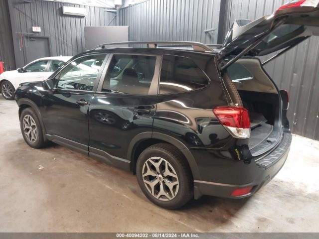 Photo 2 VIN: JF2SKAGC2KH424424 - SUBARU FORESTER 