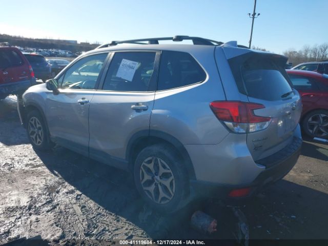 Photo 2 VIN: JF2SKAGC2KH452823 - SUBARU FORESTER 